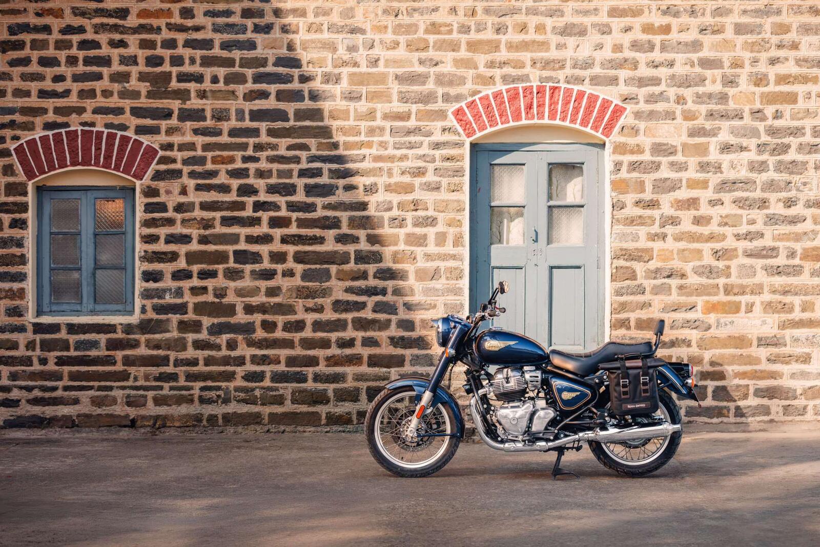 Royal Enfield Bullet 650 with genuine accessories
